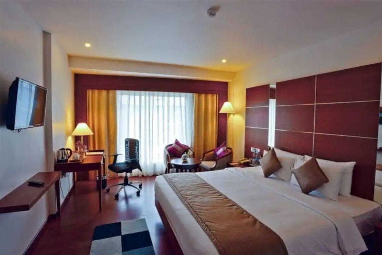 Olive Downtown Hotel Kochi Ngoại thất bức ảnh