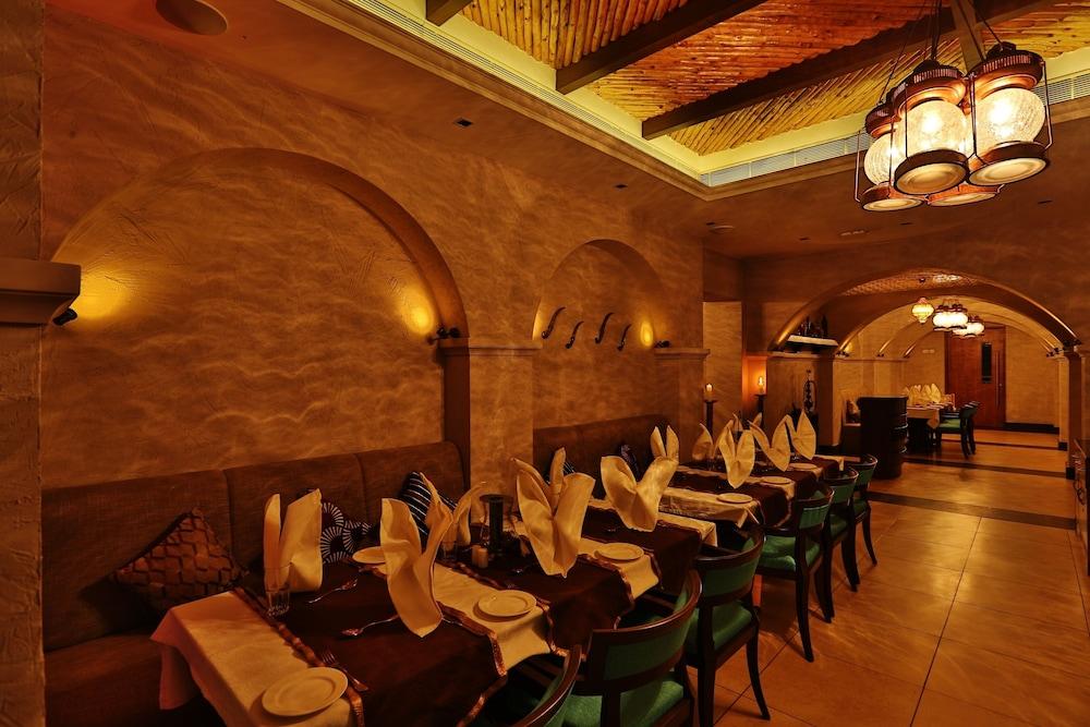 Olive Downtown Hotel Kochi Ngoại thất bức ảnh