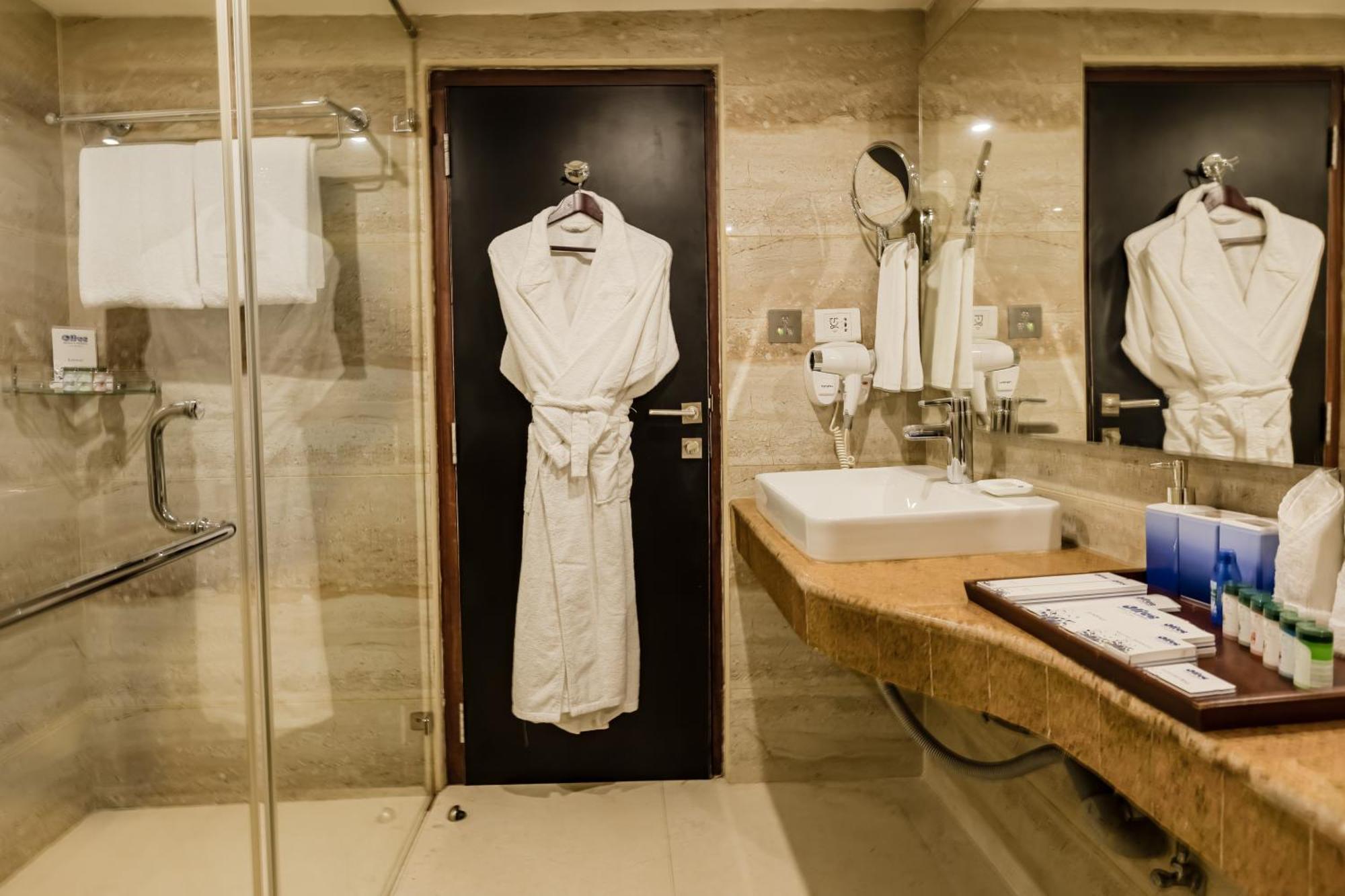 Olive Downtown Hotel Kochi Ngoại thất bức ảnh