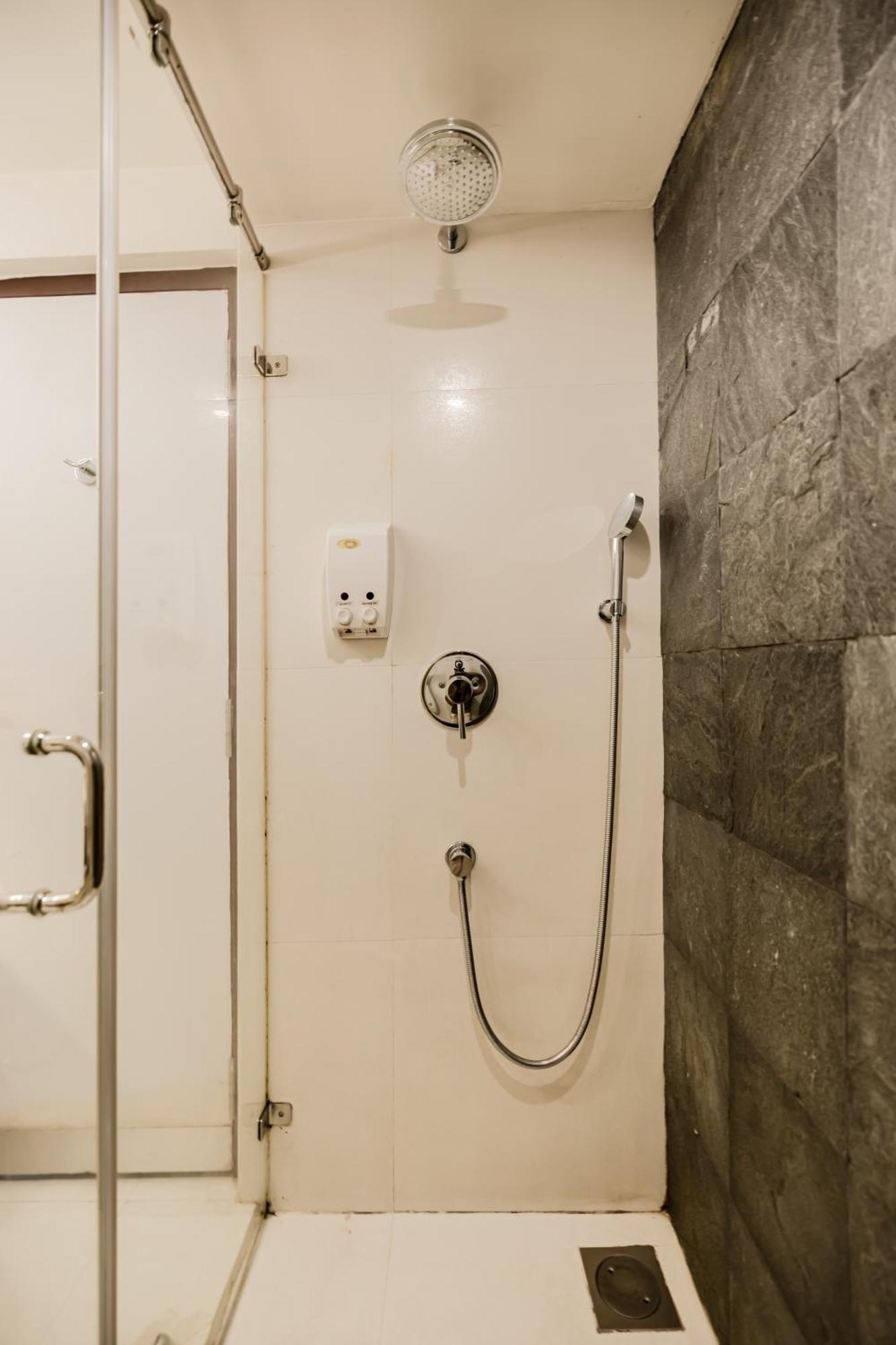 Olive Downtown Hotel Kochi Ngoại thất bức ảnh